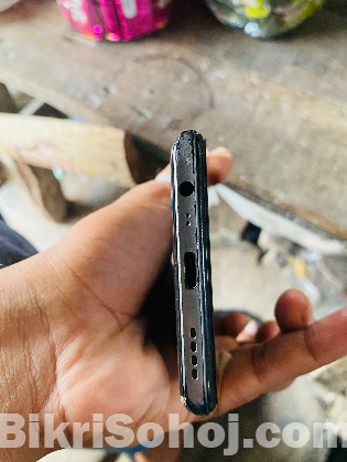realme 8